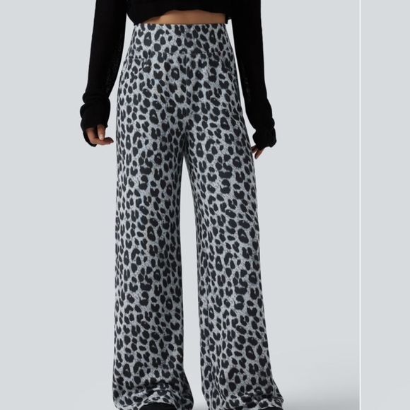 HALARA Pants - HALARA Gray Leopard Wide-Leg Pants